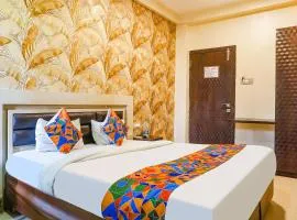 FabHotel Shades of Royal