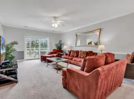 Elegant 3BR Condo at Magnolia Pointe
