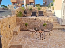 Apartmani Mato&scaron;ević, Pag-Ko&scaron;ljun, hotel v destinaci Pag