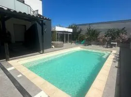 Superbe appartement dans villa avec piscine