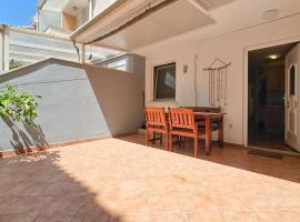 Domili, Hotel in Dajla