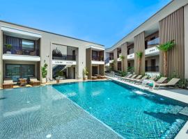 Luuks Luxury Accommodation, beach hotel in Hanioti