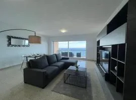 Sliema Waves - Oceanview Escape