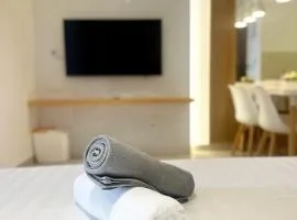 The Shore LW Premium Suites KK Downtown