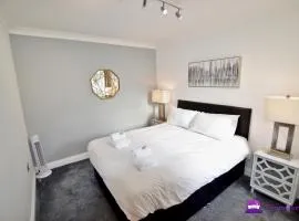 Oak Tree Boutique 2 bed Apartment - Stayseekers