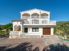 Lovely Apartment In Krusevo With Wifi