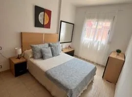 Cerca del mar, ascensor, descuentos semanales 4 personas