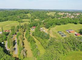 CAMPING LA PERLE, hotel a La Rochette