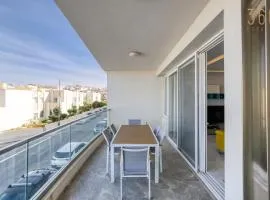 Stunning 3BR home just off the promenade by 360 Estates