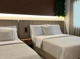 Allure stay