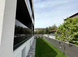 Monachus Apartments