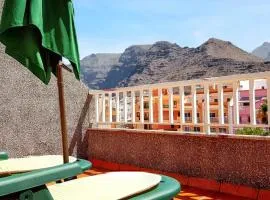 2 bedrooms apartement with furnished terrace and wifi at Santiago del Teide 1 km away from the beach