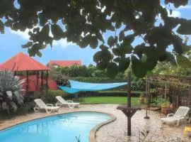 Bungalow d'une chambre avec piscine partagee jardin clos et wifi a Trois Rivieres a 6 km de la plage