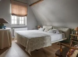 Guesthouse Aubrey - Charming Cottage in the Heart of Bruges