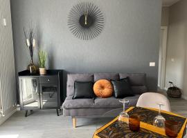 Mia house a 7 minuti dalla metro, hotel v destinaci Pioltello