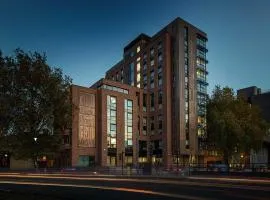 For Students Only Print Hall 10 min walk to University of Bristol