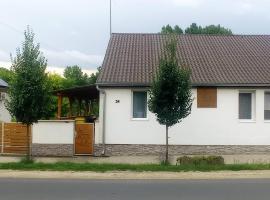 Servus Vendégház, hotel v destinaci Lengyeltóti