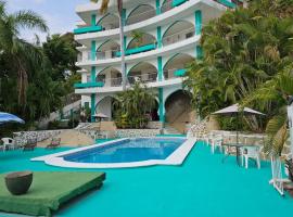 Casa Costa Brava, מלון ב-אקפולקו טרדיציונל, אקפולקו