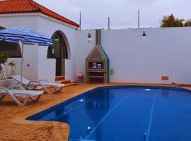 villa sable et émeraude - Tamaris, hotel in Casablanca