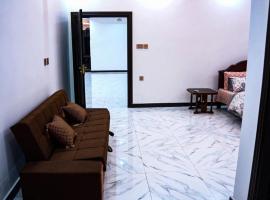 Renovated modern apartment, apartment in New Mīrpur