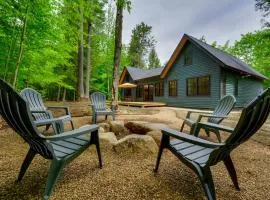 Secluded Wilmington Cabin: Fire Pit & Grill