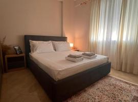SoFI Condo-Close to Port of Vlore, hotel v destinaci Vlorë