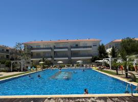 Cosy apartment at Mythical Sands resort, resort a Paralimni