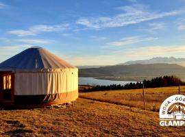 Woda Góry Las - glamping CAŁOROCZNY, luxury tent in Szlembark