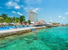 El Cid La Ceiba Beach