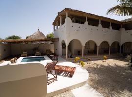 La Teranga Toubacouta, hotel s parkiri&scaron;čem v mestu Bani