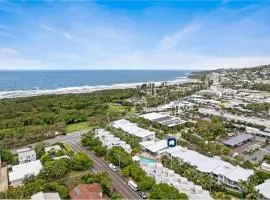 Belle Escapes 3 Bedroom Villa with private rooftop spa