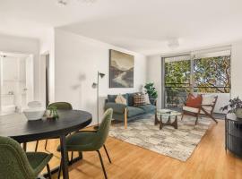 Glebe Tranquil Retreat - 2bd with parking