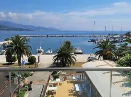 Iraklitsa Port View