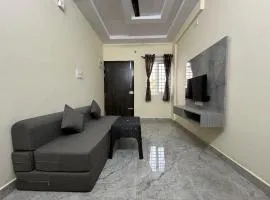 Cozy Room 1Bhk with Lift 602