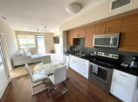 Luxury 2 Bedroom 2 Bathroom With Fitness Center and Pool, apartmen servis di Los Angeles