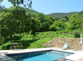 La Rectoría de Castellar, hotel en La Vall de Bianya