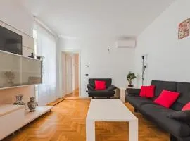 Piazza Unità Central apartment