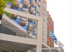 Long Beach Hotel