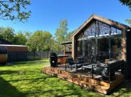 Venice House — Domek przy plaży, sauna, jacuzzi