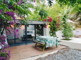 BayKus Guesthouse-Konukevi, glamping in Soke