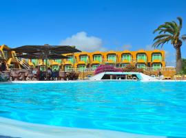 Aparthotel la Piramide, hotel near Fuerteventura Airport - FUE, 