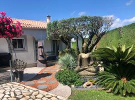 Villa ZEN, Piscine, Jardin Balinais, 6 Personnes, ξενοδοχείο σε Colombiers