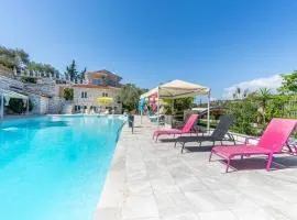 Paco's Resort Family Villa 10