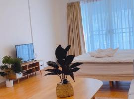 Suite Room Feel Good House at CNX, hotel i Huay Kaew, Chiang Mai
