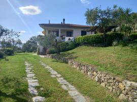 Il Colle della Brina, hotel v destinaci Sarzana