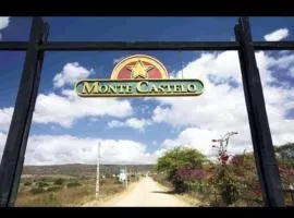 Flat para 6 pessoas no Condomínio Monte Castelo Mod 4 Flat 1B