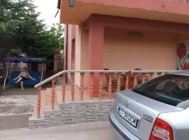 Casa Dobrescu cata si miha