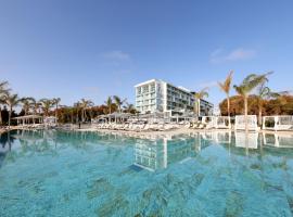 BLESS Hotel Ibiza - The Leading Hotels of The World, hotel v destinaci Es Caná