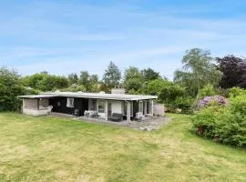 Gorgeous Home In Gilleleje With Wifi