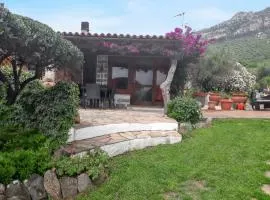One bedroom apartement with sea view enclosed garden and wifi at Olbia 6 km away from the beach